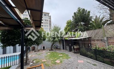 Casa en Venta en Av. Walker Martínez