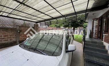 Casa en Venta en Av. Walker Martínez