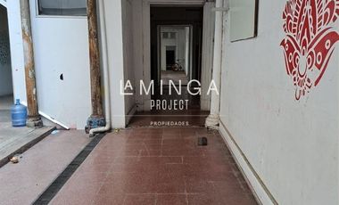 Terreno Construccion en Venta en Metro Santa Ana