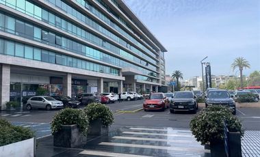 Oficina en Arriendo en La Dehesa- Portal | Oficina en venta o Arriendo 45m2 | Lo Barnechea