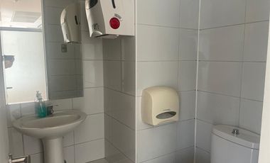 Oficina en Arriendo en La Dehesa- Portal | Oficina en venta o Arriendo 45m2 | Lo Barnechea