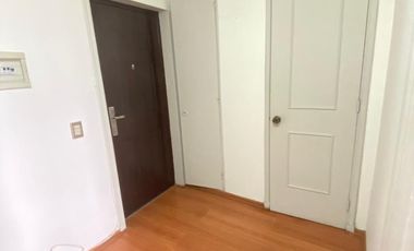 Arriendo oficina amoblada con estacionamiento Brasil.