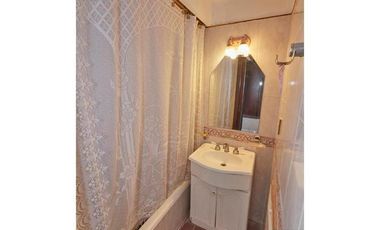 4 amb. Dependencia de servicio. Z/ Diagonal Alberdi. Cochera