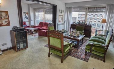 4 amb. Dependencia de servicio. Z/ Diagonal Alberdi. Cochera