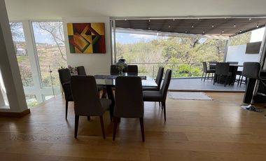 Casa con doble seguridad y vista al bosque a 5 mins de la caseta de acceso