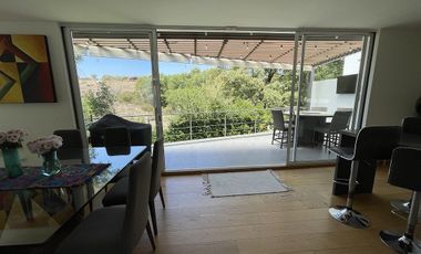 Casa con doble seguridad y vista al bosque a 5 mins de la caseta de acceso