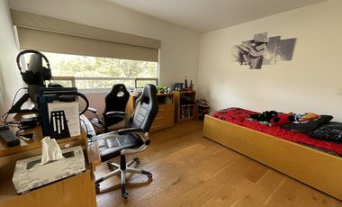 Casa con doble seguridad y vista al bosque a 5 mins de la caseta de acceso