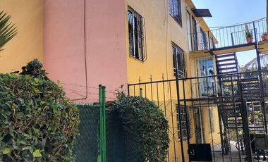 Amplio y remodelado departamento en renta col. Arenal.