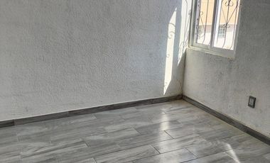 Amplio y remodelado departamento en renta col. Arenal.