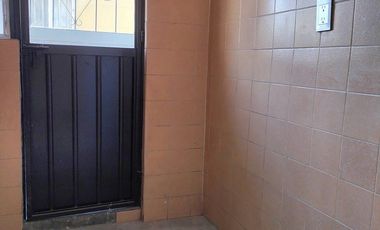 Amplio y remodelado departamento en renta col. Arenal.