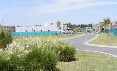 Casa en  Santa Elena, Pilar del este