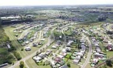 Casa en  Santa Elena, Pilar del este