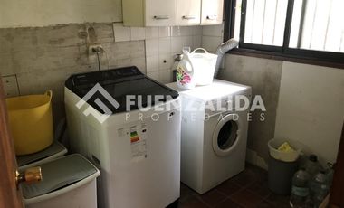 Casa en Venta en Olga Salas / San Joaquín