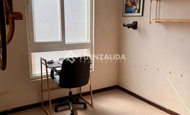 Departamento en Venta en Avenida Macúl/Los Espinos