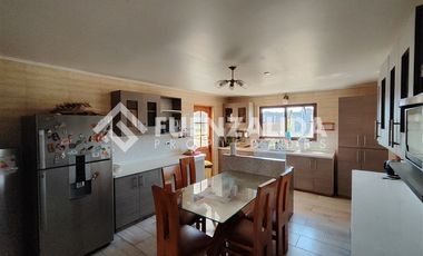 Casa en Venta en Av. Virginia Subercaseaux