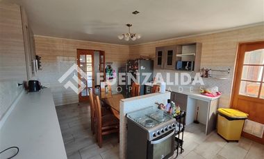 Casa en Venta en Av. Virginia Subercaseaux