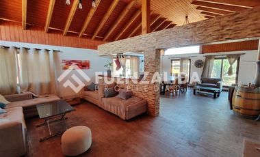 Casa en Venta en Av. Virginia Subercaseaux