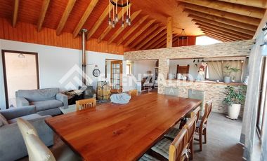 Casa en Venta en Av. Virginia Subercaseaux