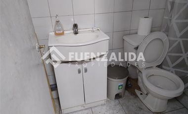 Local Comercial en Venta en Metro San José de la Estrella / San Jorge / V.Mackenna Oriente