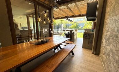 Casa en Venta en Piedra Roja