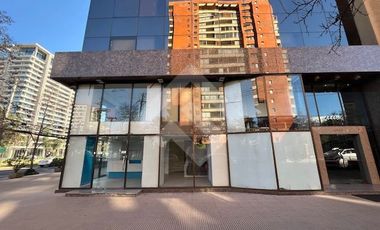 Local Comercial en Venta en Americo Vespucio y Del Inca