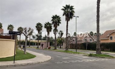 Casa en Venta en Rojas Magallanes / Santa Delia