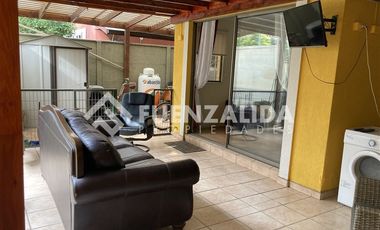 Casa en Venta en Rojas Magallanes / Santa Delia
