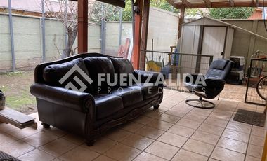 Casa en Venta en Rojas Magallanes / Santa Delia