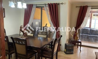Casa en Venta en Rojas Magallanes / Santa Delia