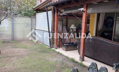 Casa en Venta en Rojas Magallanes / Santa Delia