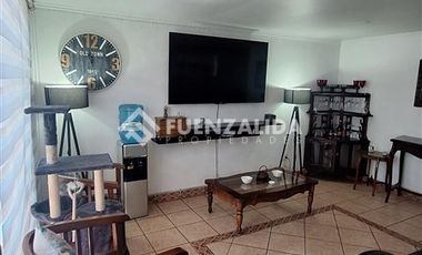 Casa en Venta en Benjamin Subercaseaux/pasaje 7