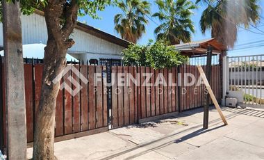 Casa en Venta en Benjamin Subercaseaux/pasaje 7