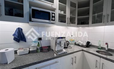 Oficina en Venta en Alonso de Córdova metro Manquehue
