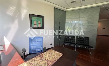 Oficina en Venta en Alonso de Córdova metro Manquehue
