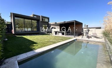Casa en Venta en Jose Rabat