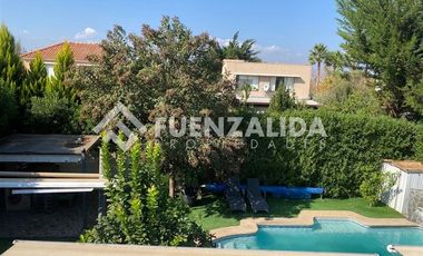 Casa en Venta en Condominio Barrio Laguna