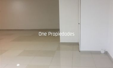 Oficina en Arriendo en AV. LA DEHESA COMANDANTE MALBEC