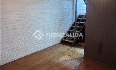 Casa en Venta en Vicuña Mackenna poniente/Los Sauces