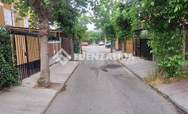 Casa en Venta en Vicuña Mackenna poniente/Los Sauces