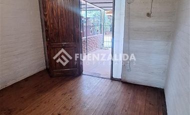 Casa en Venta en Vicuña Mackenna poniente/Los Sauces