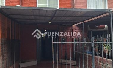 Casa en Venta en Vicuña Mackenna poniente/Los Sauces