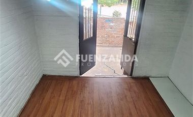 Casa en Venta en Vicuña Mackenna poniente/Los Sauces