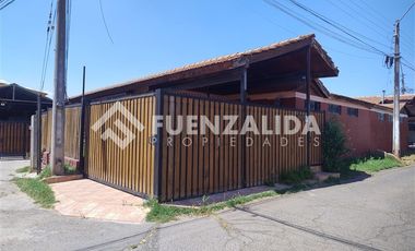 Casa en Venta en José Miguel Carrera / Manutara / Villa El Encanto