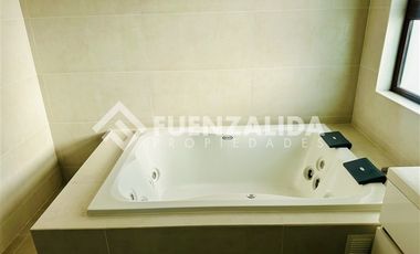 Casa en Venta en CC_ Camino el Toro, Lomas del Puangue