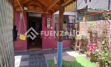 Casa en Venta en Julio César / Cesfam Los Quillayes / General Arriagada