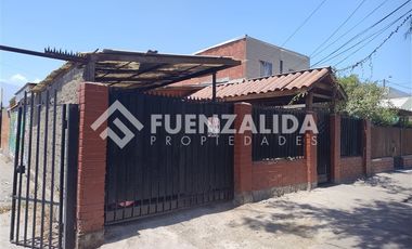 Casa en Venta en Julio César / Cesfam Los Quillayes / General Arriagada