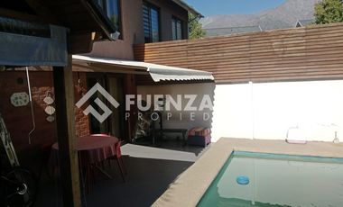 Casa en Venta en Jardín de Edén / Los Castaños