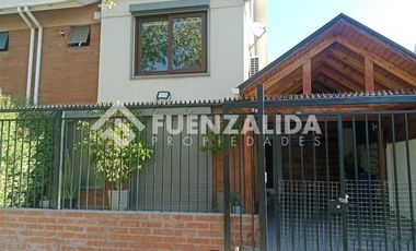 Casa en Venta en Jardín de Edén / Los Castaños