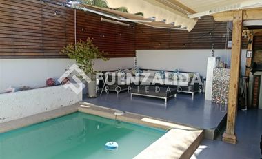 Casa en Venta en Jardín de Edén / Los Castaños