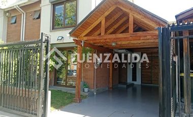 Casa en Venta en Jardín de Edén / Los Castaños